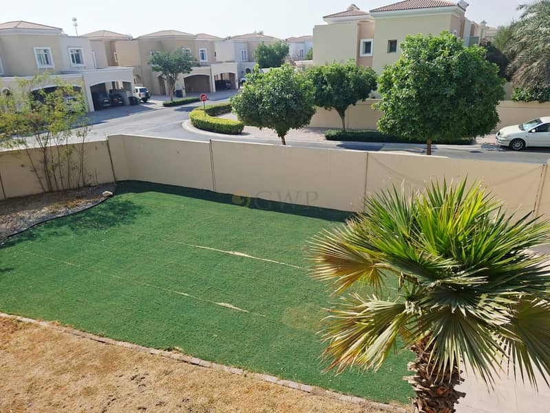 22 Steps to Park | Massive Yard | Corner | Single Row