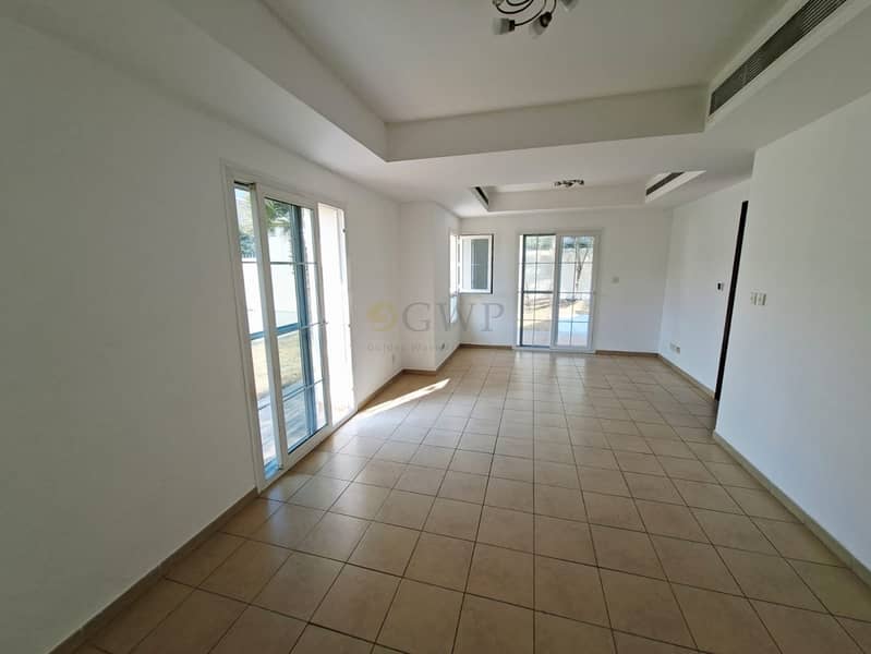 22 Steps to Park | Massive Yard | Corner | Single Row