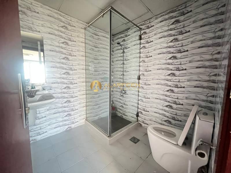 Spacious | Huge Layout | Prime Location - Image 8