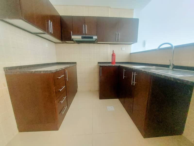 Stunning / Bright Feel / Balcony / Prime Location / Vacant - Image 7