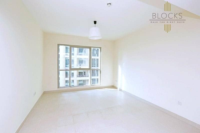 Burj Khalifa and Pool View|1BR Apt in BLVD Central