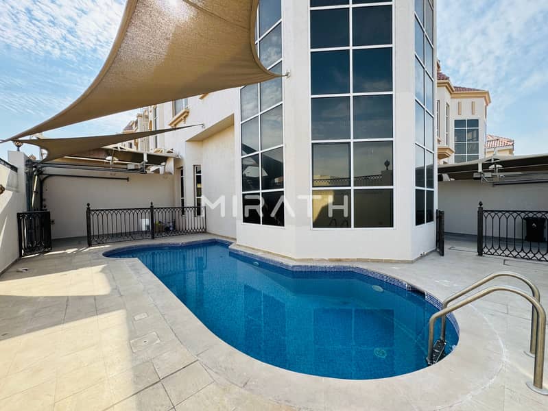 4 bedrooms villa with private swimming pool