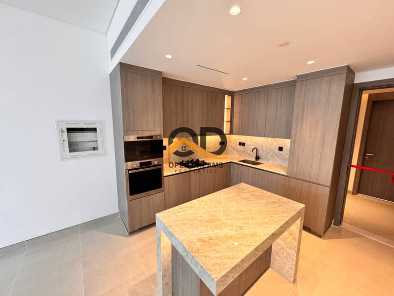 Spacious 2BHK | Equipped Kitchen | Prime location - Image 8