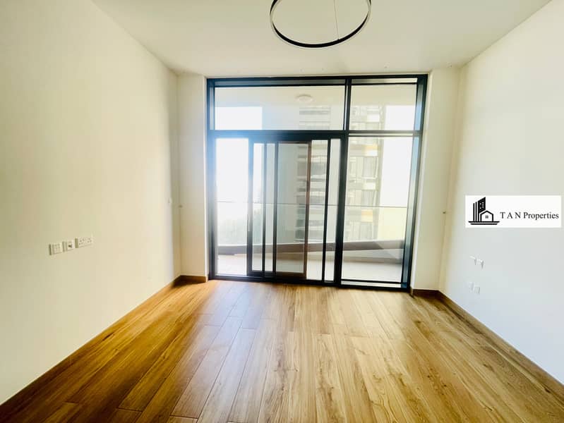 SPACIOUS 1BHK APARTMENT || KITCHEN APPLIANCES || PRIME LOCATION