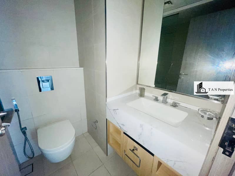 SPACIOUS 1BHK APARTMENT || KITCHEN APPLIANCES || PRIME LOCATION - Image 9