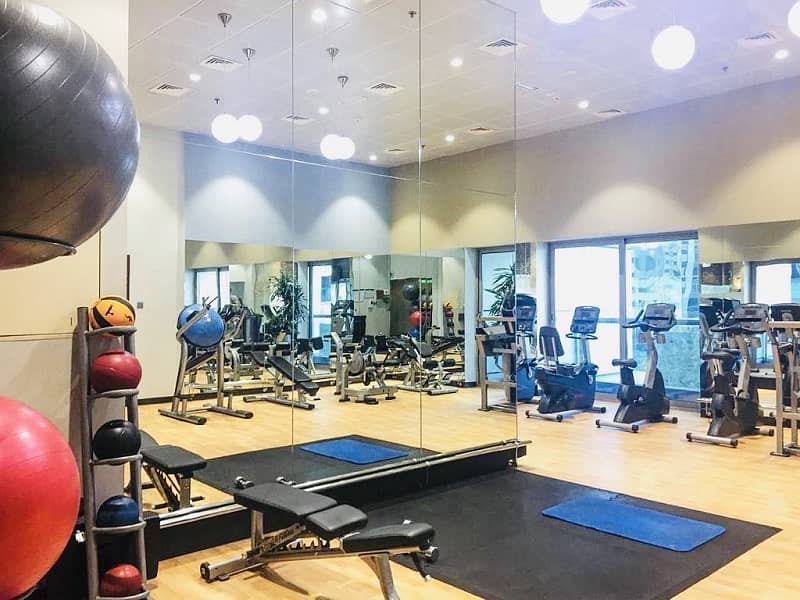 ELEGANTLY FURNISHED HOME IN A PRIME LOCATION - Image 9