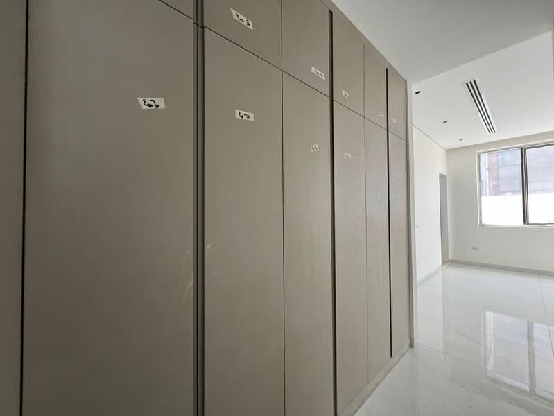 BRAND NEW 6-BEDROOM VILLA FOR RENT | AL QUOZ 1 - Image 11