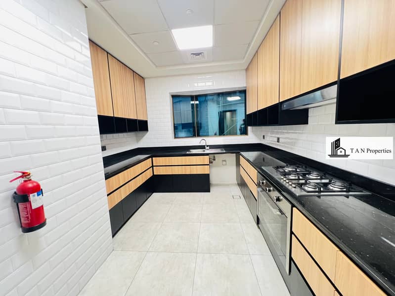 Luxury High Rise 3BHK With Maid Room || Multiple Balconies || Fully Open View - Image 15