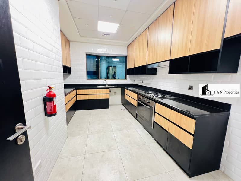 Luxury High Rise 3BHK With Maid Room || Multiple Balconies || Fully Open View - Image 16