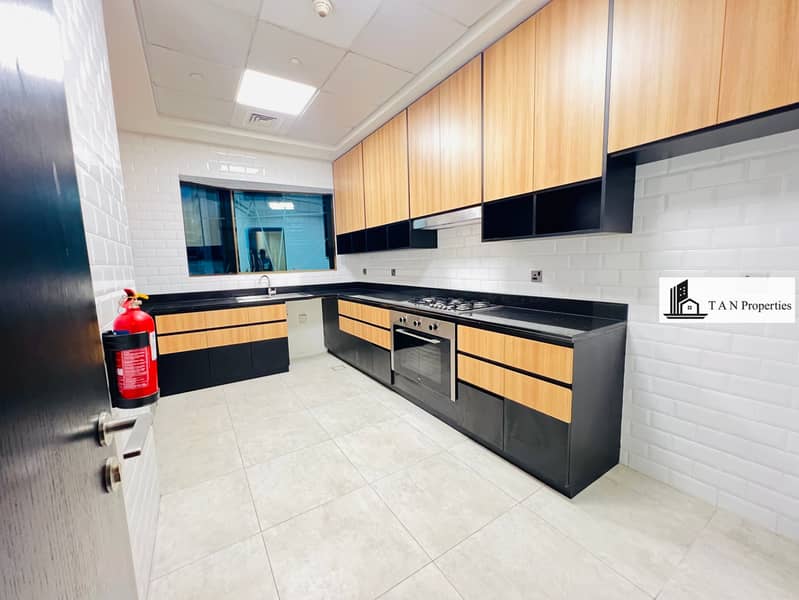 Luxury High Rise 3BHK With Maid Room || Multiple Balconies || Fully Open View - Image 28