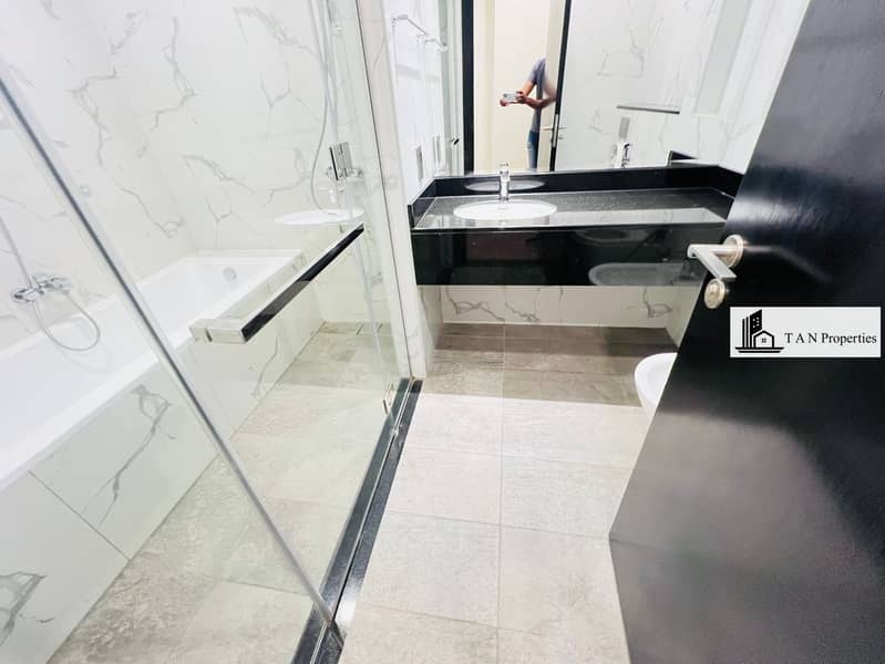 Luxury High Rise 3BHK With Maid Room || Multiple Balconies || Fully Open View - Image 34