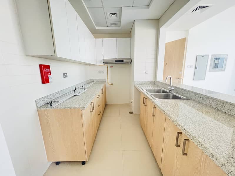 High Rise 2BHK || With Laundry Room || Luxury Amenities