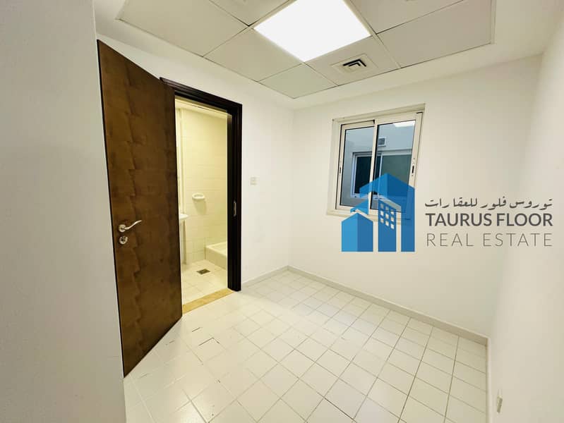 Stunning 2BR with terrace | Ground floor - Image 14