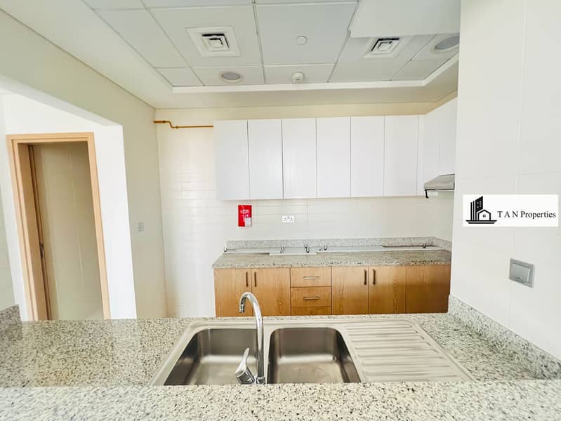 High Rise 2BHK || With Laundry Room || Luxury Amenities - Image 9