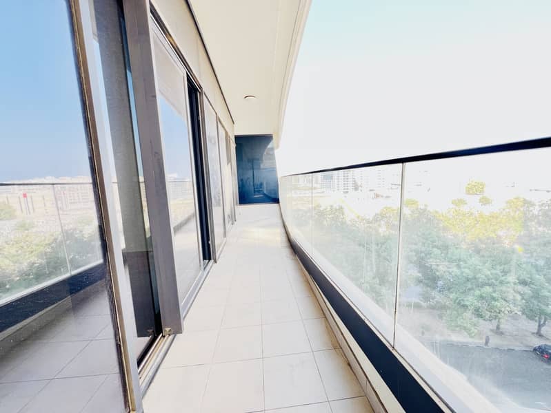 Luxury 1BHK With Big Balcony Open View And Kitchen Appliances All Amenities