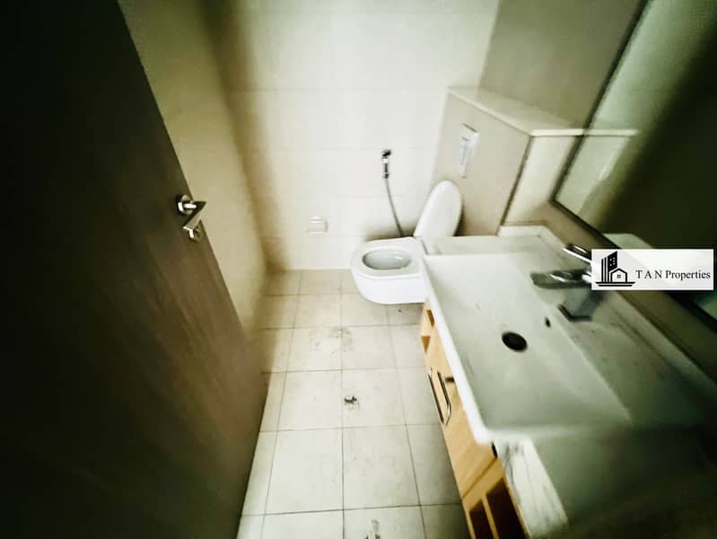 Luxury 1BHK With Big Balcony Open View And Kitchen Appliances All Amenities - Image 17