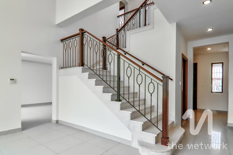 4 BR+Maids|Standalone Villa| Exceptional condition - Image 8