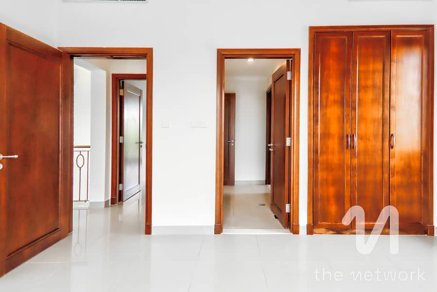 4 BR+Maids|Standalone Villa| Exceptional condition - Image 10