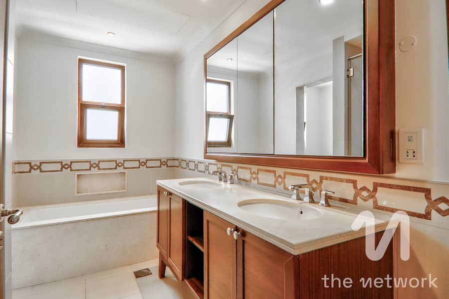 4 BR+Maids|Standalone Villa| Exceptional condition - Image 11