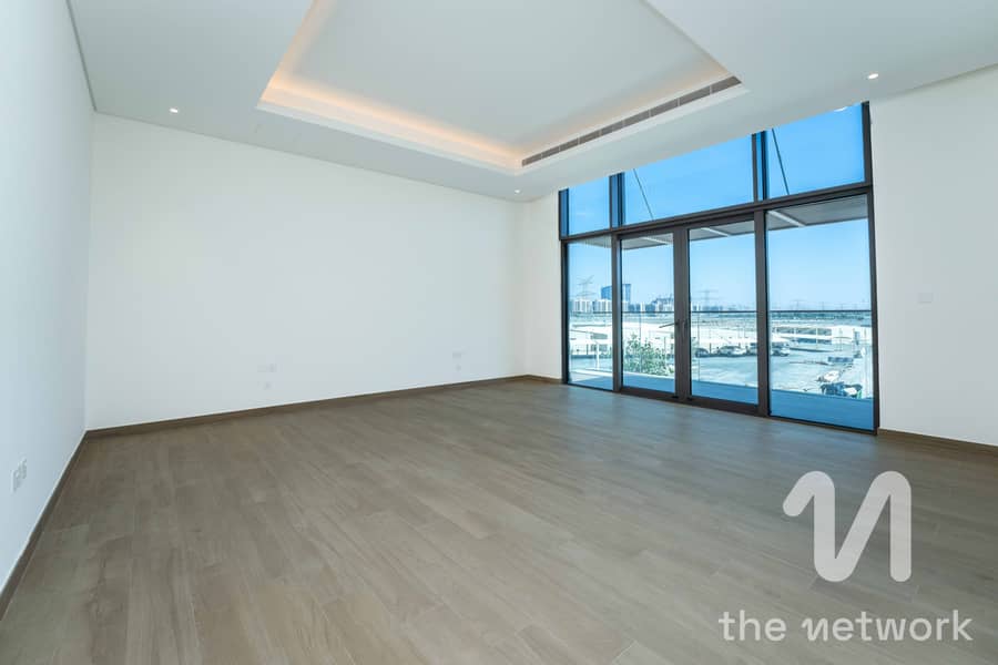 12 CHEQUES | READY TO MOVE | MULTIPLE OPTIONS