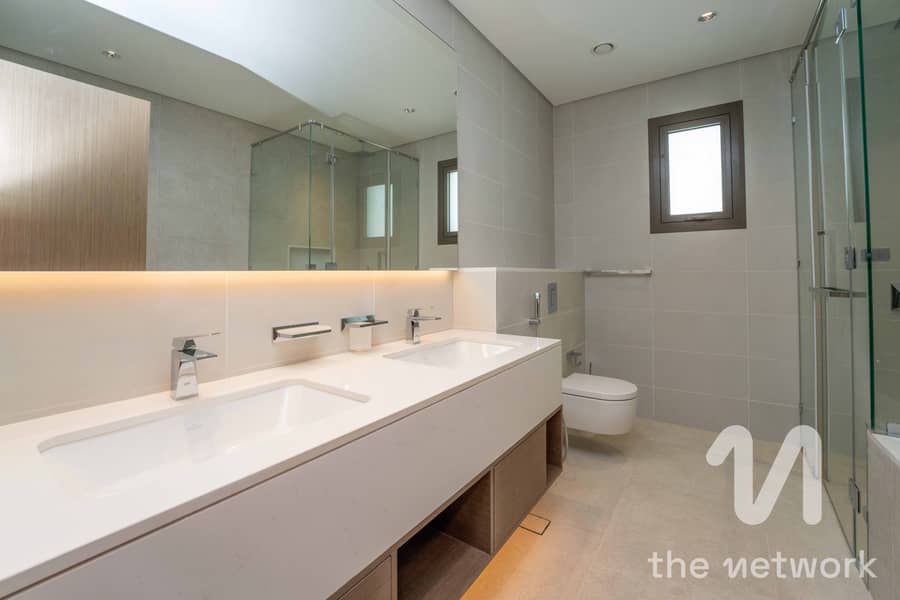 12 CHEQUES | READY TO MOVE | MULTIPLE OPTIONS - Image 13