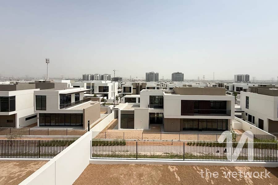 4BR Semi-Detached | Internal | Spacious Layout - Image 10