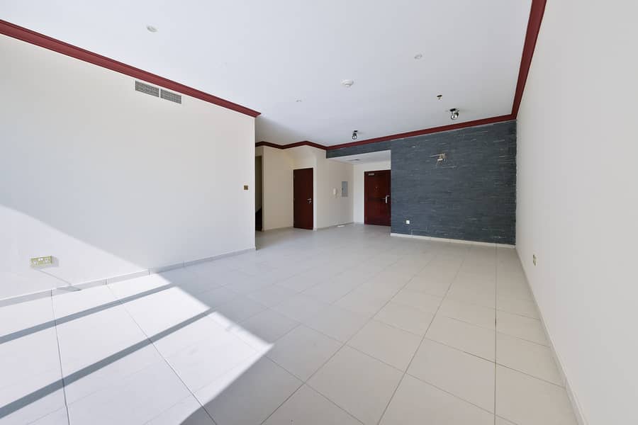 Mid Floor | Marina Views | Unique Duplex - Image 9