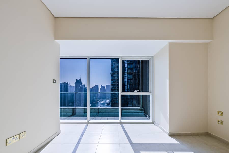 Mid Floor | Marina Views | Unique Duplex - Image 11