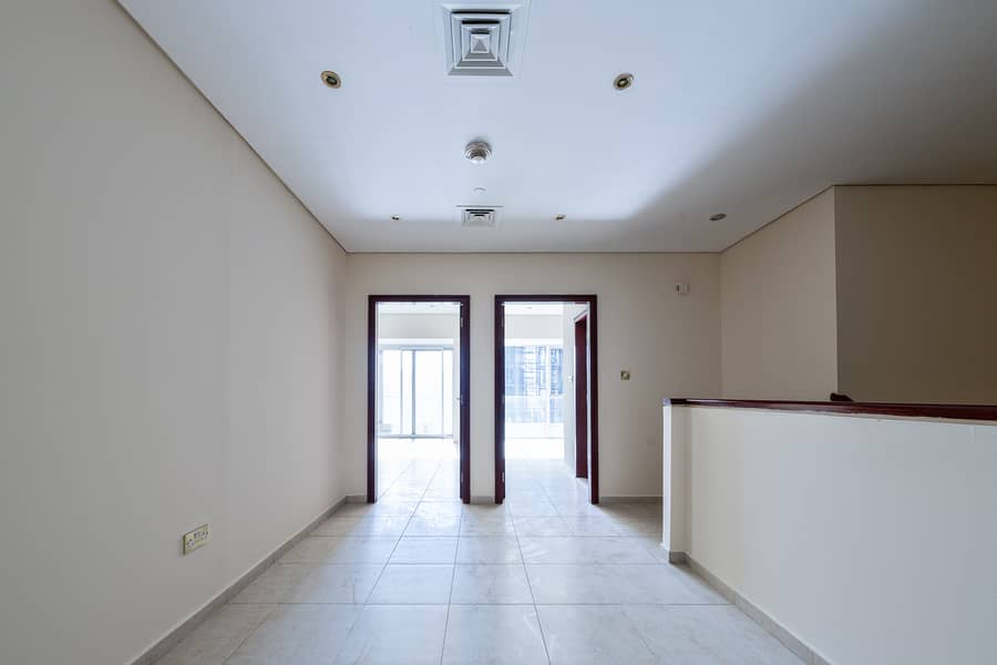 Mid Floor | Marina Views | Unique Duplex - Image 12