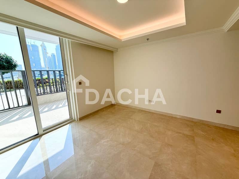Duplex | Sea View | Vacant | Big Balcony