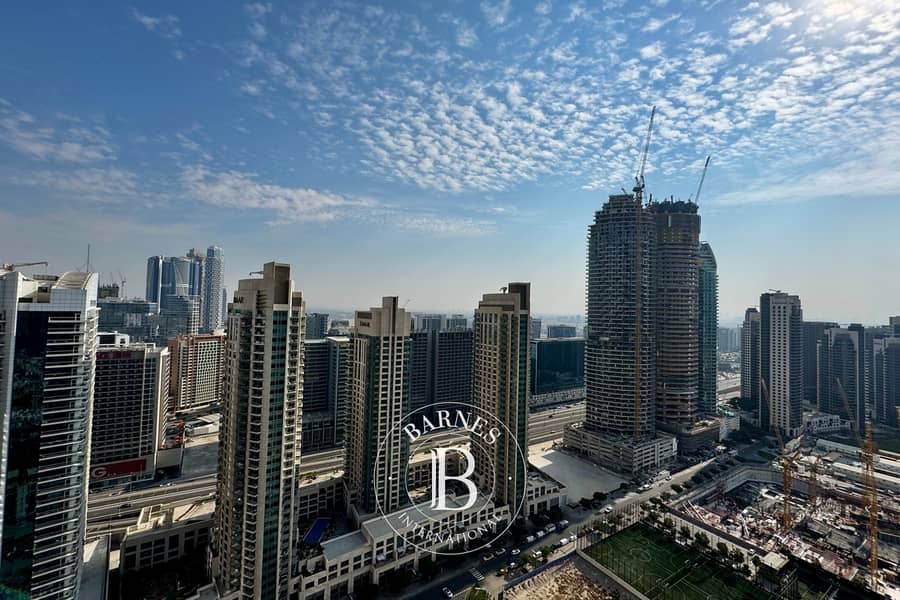 Furnished | Close to Burj Khalifa and Dubai Mall