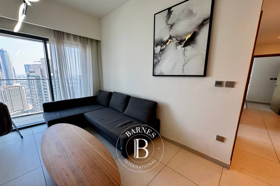 Furnished | Close to Burj Khalifa and Dubai Mall