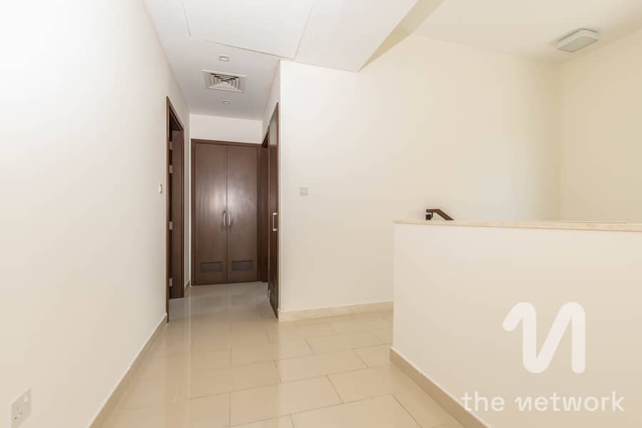 Single Row | Vacant on Transfer | 4 Bedroom