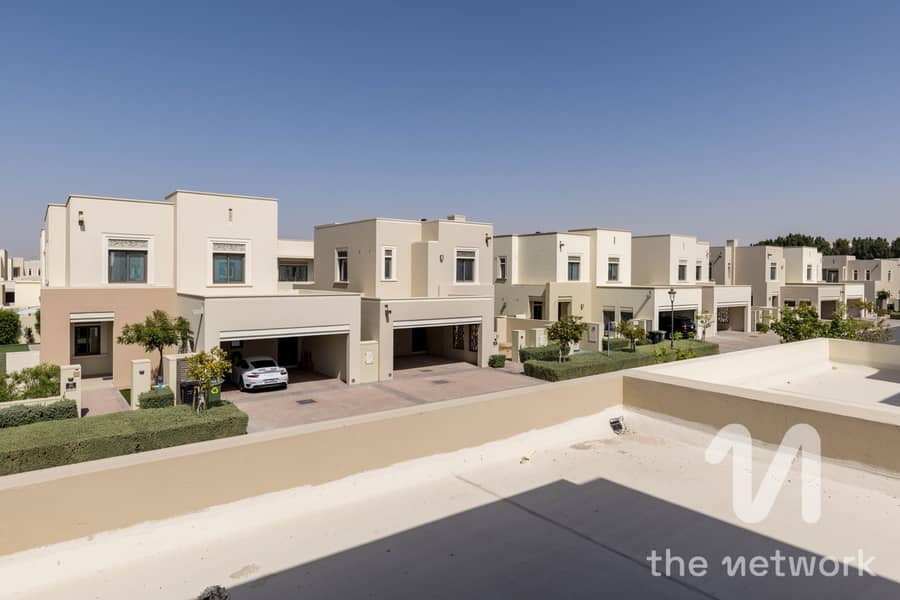 Single Row | Vacant on Transfer | 4 Bedroom - Image 24