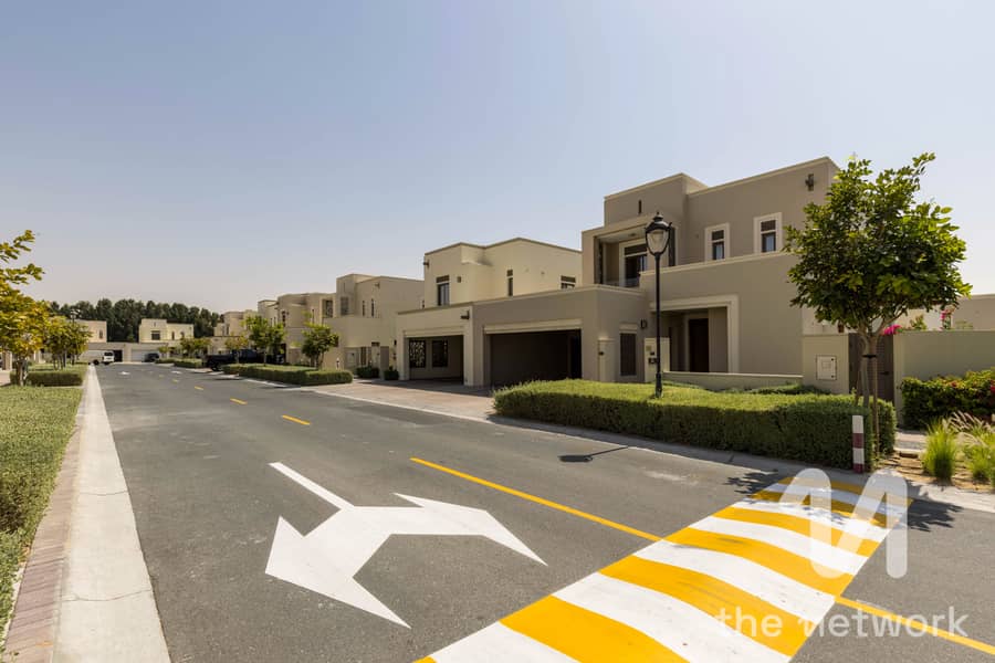 Single Row | Vacant on Transfer | 4 Bedroom - Image 25