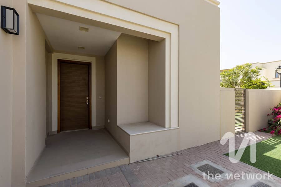 Single Row | Vacant on Transfer | 4 Bedroom - Image 26