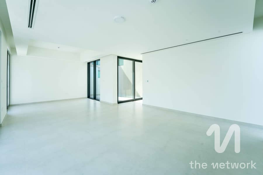 Park facing | New villa | Family community - Image 7