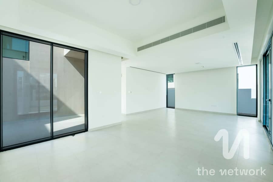 Park facing | New villa | Family community - Image 8