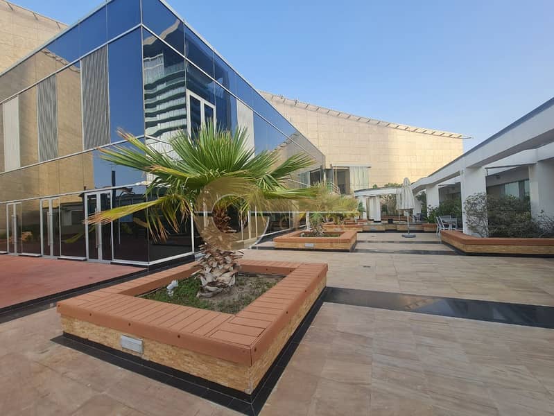 Premium Furnishing | Renovated | Fitted Kitchen - Image 40