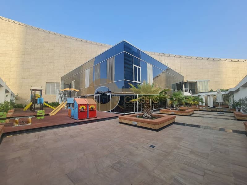 Premium Furnishing | Renovated | Fitted Kitchen - Image 41