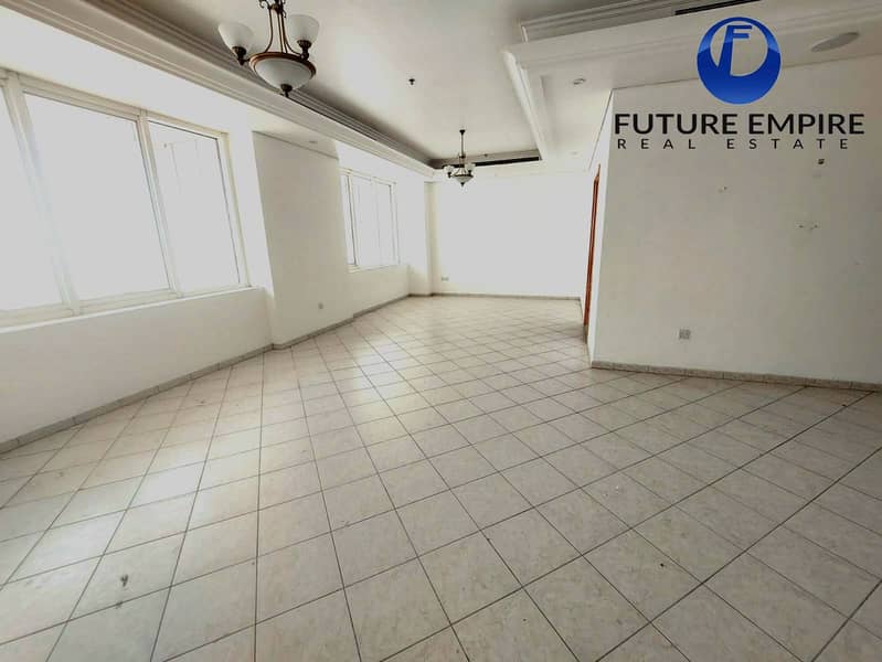 Chiller Free Huge 3Bhk With Maids Room Close To Metro