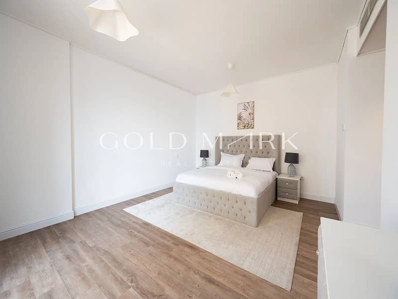 Upgraded | Vacant | High Floor | Rare Layout