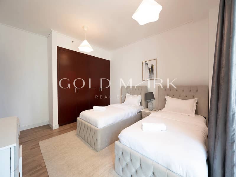 Upgraded | Vacant | High Floor | Rare Layout - Image 12