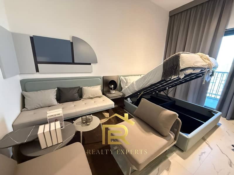 FULLY FURNISHED | VACANT | COMMUNITY VIEW