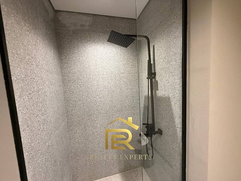 FULLY FURNISHED | VACANT | COMMUNITY VIEW - Image 7