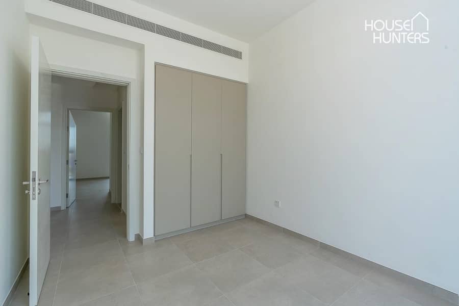 Green Belt Backing | Great location | 3 Bed G+1 - Image 6