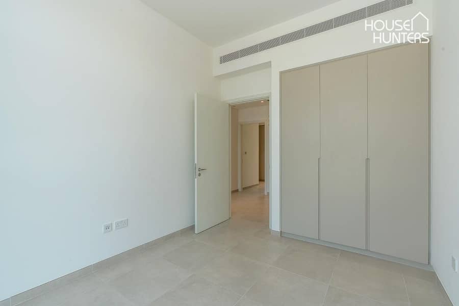 Green Belt Backing | Great location | 3 Bed G+1 - Image 7