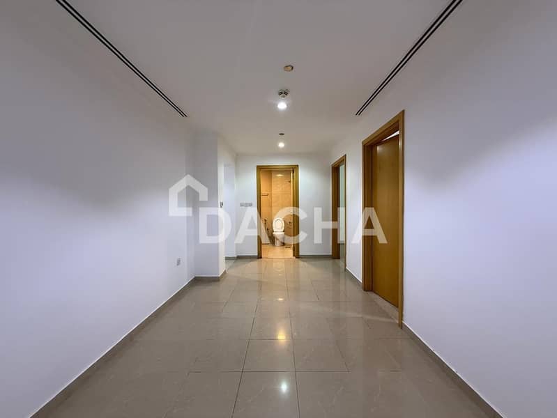 SEA VIEW | BRIGHT 3BR + MAID | CHILLER FREE - Image 12