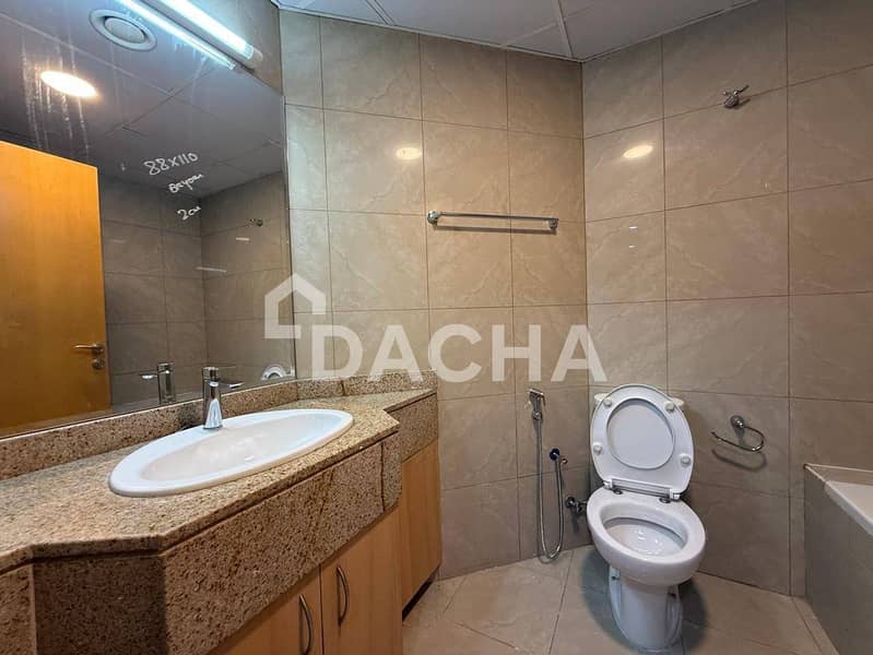 SEA VIEW | BRIGHT 3BR + MAID | CHILLER FREE - Image 23