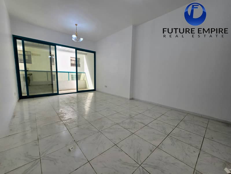 Chiller Free Close To Metro Spacious 1BHK Free Parking